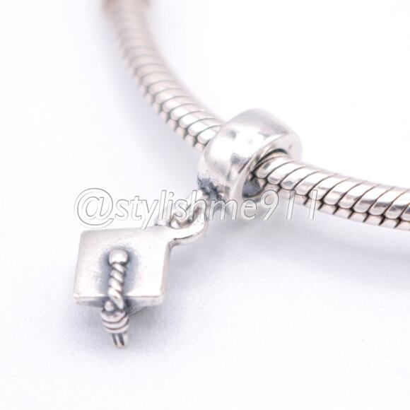 Authentic PANDORA Silver Graduation Hat Charm - 790270 - Picture 2 of 11